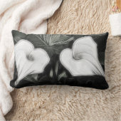 枕- 2本のオランダカイウユリ ランバークッション (ブランケット)