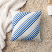 枕 – 5つの色合いの青い線の3つのグループ (ブランケット)