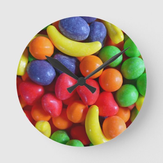 果カラフル物の形をしたお菓子 ラウンド壁時計 (正面)