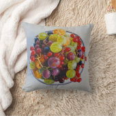 果実のボウル – 超現実的な果実の静止寿命 クッション (ブランケット)