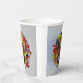 果実のボウル – 超現実的な果実の静止寿命 紙コップ (右)