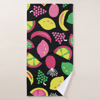 果実の継ぎ目のないヴィンテージパターン黒緑黄  バスタオル