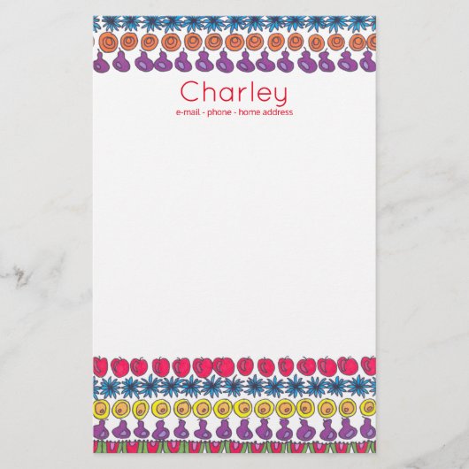 果物や花の模様パーソナライズされた 便箋 (正面)