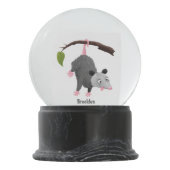 枝おもしろい漫画ぶら下がったからのかわいいオポッサム スノーグローブ (裏面)