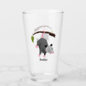 枝おもしろい漫画ぶら下がったからのかわいいオポッサム タンブラーグラス (正面)