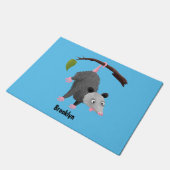 枝おもしろい漫画ぶら下がったからのかわいいオポッサム ドアマット (アングル)