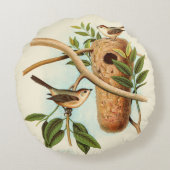 枝でとまる巣の鳥のカップル ラウンドクッション (裏面)