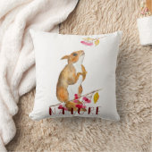 枝におもしろい果実を持つ水色のリス クッション (ブランケット)