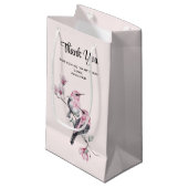 枝にピンクと黒の鳥が咲くパーティーありがとう スモールペーパーバッグ (正面アングル)