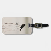 枝にモノグラムの赤い翼を持つブラックバード ラゲッジタグ (正面横)