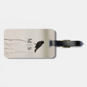 枝にモノグラムの赤い翼を持つブラックバード ラゲッジタグ (裏面横)