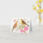 枝に二羽の茶色と黄色の鳥、誕生日 カード (黄色い花)