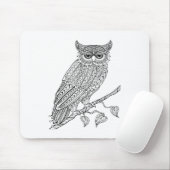 枝に坐っている刺激を受けたな魔法のフクロウ マウスパッド (マウス)