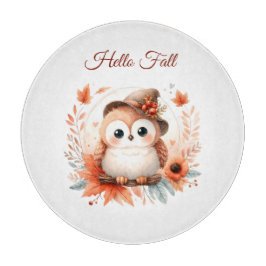 枝に座るかわいい秋のフクロウ|過去記事 カッティングボード