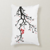 枝に愛の鳥 - ロマンチックな赤いハートの木の芸術 アクセントクッション (正面(垂直))