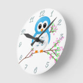 枝に描かれた青いマンガフクロウ ラウンド壁時計 (傾斜)