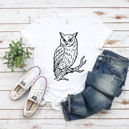 枝に止まるミミズクの線画 Tシャツ