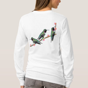 枝の上に止まるハミングバード三羽 Tシャツ