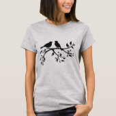 枝の上の2羽の鳥 Tシャツ (正面)
