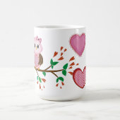 枝の愛情のあるフクロウのカップル コーヒーマグカップ (中央)