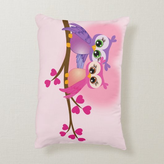 枝アクセントの枕の美しいカップルのフクロウ アクセントクッション (裏面(縦))