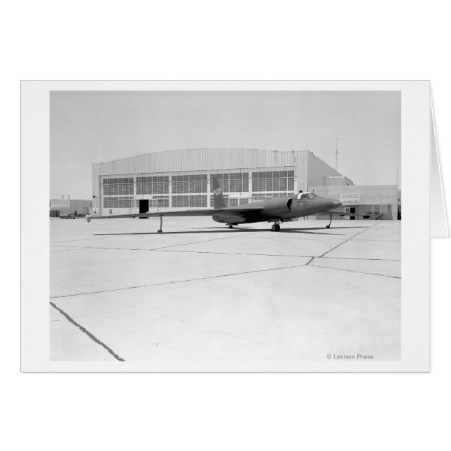 架空のNASAマーキングを持つU-2スパイ飛行機 (正面横)