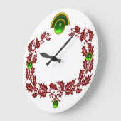 柊（ひいらぎ）の実、エメラルドの赤いクリスマスクラウン ラージ壁時計 (傾斜)