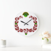 柊（ひいらぎ）の実、エメラルドの赤いクリスマスクラウン ラージ壁時計 (ホーム)