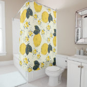 柑橘系の継ぎ目の無い模様とカラフルイエローレモン シャワーカーテン (インサイチュ)