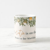 柑橘類、オレンジ+花の小さなかわいこちゃん赤ちゃんシャワー コーヒーマグカップ (中央)