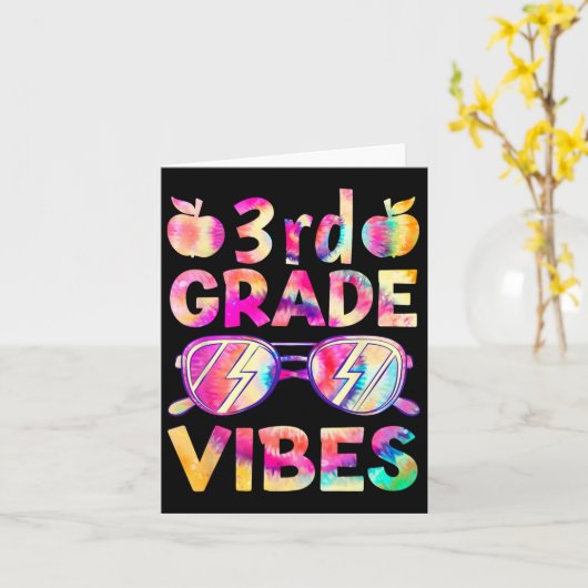 染料3グレードVibes先生Sに戻る最初の日 カード (黄色い花)