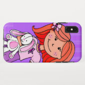 柔らかいおもちゃのウサギと赤い髪の女の子 Case-Mate iPhoneケース (裏面(横))