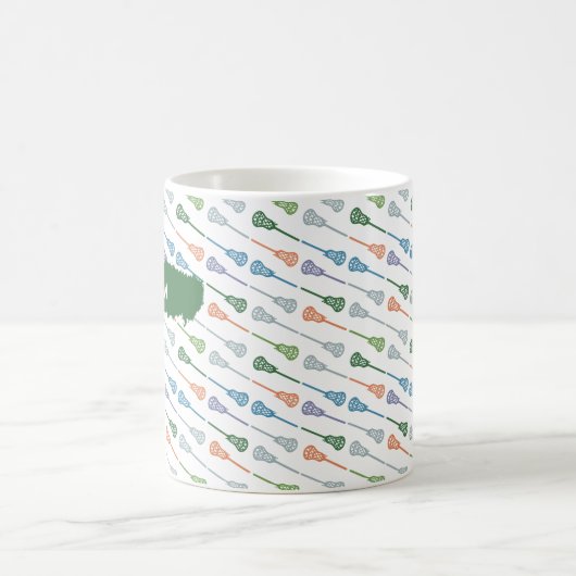 柔らかいバロック様式の斜めラクロススティックのパターン コーヒーマグカップ (中央)