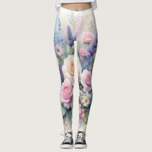 柔らかいパステル色の水色の花