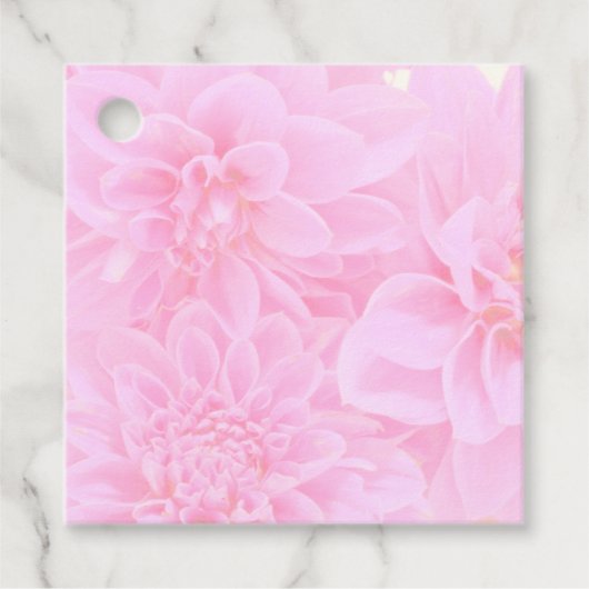 柔らかいピンクのダリア フェイバータグ (正面)