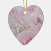 柔らかいピンクのバラと赤ちゃんの息 セラミックオーナメント (左)