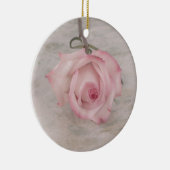 柔らかいピンクのバラの花 セラミックオーナメント (右)