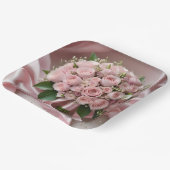 柔らかいピンク結婚のバラの花束 ペーパープレート (傾斜あり)