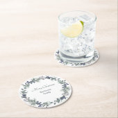 柔らかい冬の緑のリースパーソナライズされたクリスマス ラウンドペーパーコースター (インサイチュ)