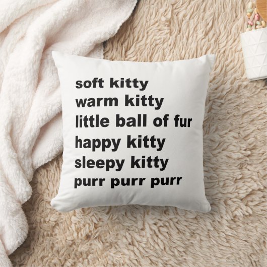 柔らかい子猫。 枕 (ブランケット)