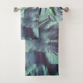 柔らかい彫刻とサテンと灰色がかった緑のモザイク バスタオルセット