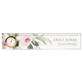 柔らかい微妙なカラー洗浄赤面ピンクフローラ束 デスクネームプレート (正面)