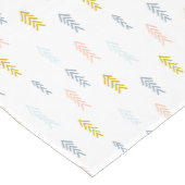 柔らかい水の色の山形のパターン ミディアムテーブルランナー (コーナー)