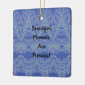 柔らかい渦巻き青の美しい瞬間 セラミックオーナメント (左)