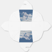 柔らかい白い斜視の雲 フェイバーボックス (見開き)