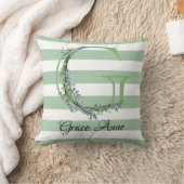 柔らかい緑のストリップのモノグラムラベンダーの緑 クッション (ブランケット)