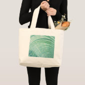 柔らかい緑の植物ヤシの葉 ラージトートバッグ (正面(商品))