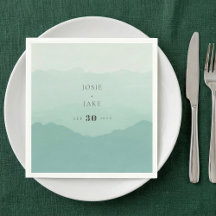 柔らかい緑の結婚山のナプキン