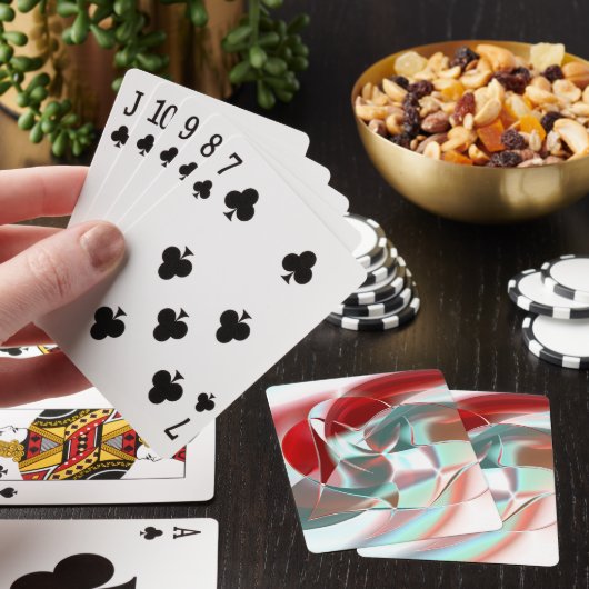 柔らかい赤い珊瑚の中でねじれた円形の部分から灰色 トランプ (インサイチュ)