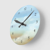 柔らかい雲との美しいSkyscape ラウンド壁時計 (傾斜)